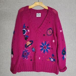 HAPPY SHEEP KNIT EMBROIDERED V-NECK  SWEATER, SIZE L